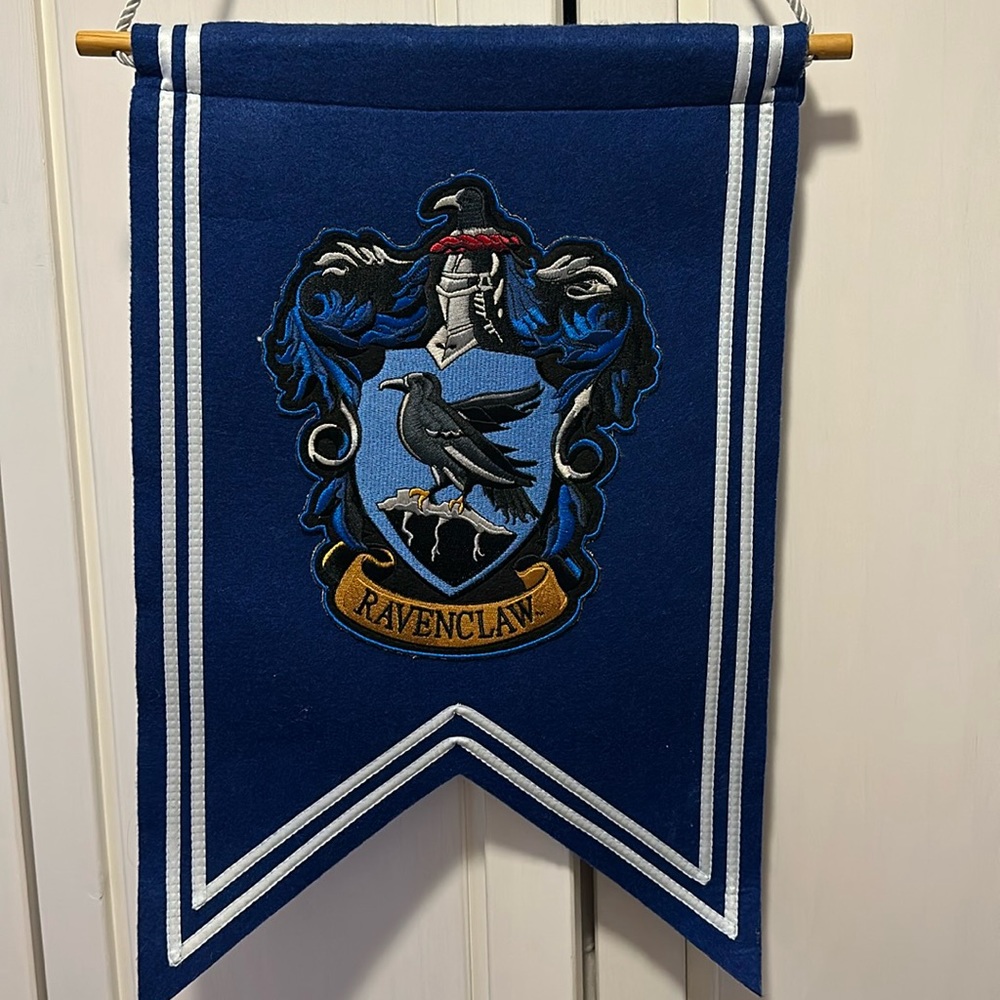 The Wizarding World of Harry Potter Ravenclaw House Banner